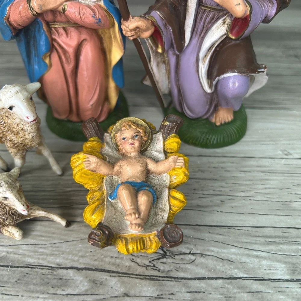 Nativity Figures Italy Jesus Mary Joseph Sheep 600 601 Vintage
